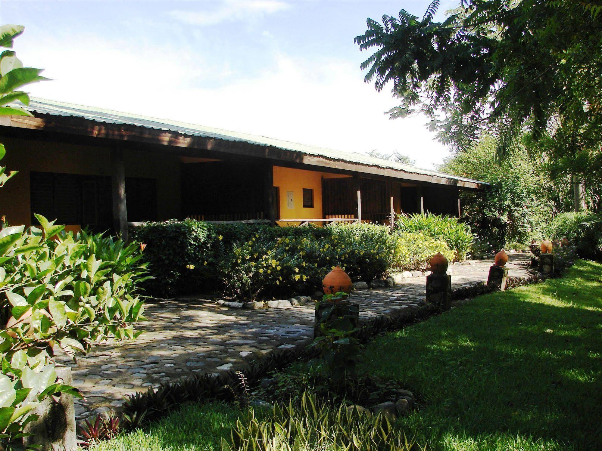 Rancho Baiguate Hotel Jarabacoa Bagian luar foto
